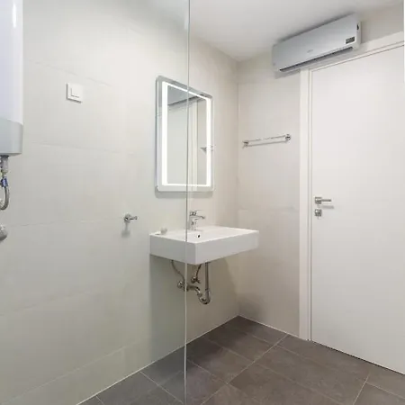 Garden Palace Sofia Apartman Umag